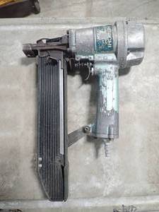 Hitachi Nail Gun