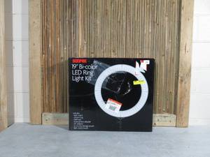 lot 26 image: Sunpak - LED 448 19 Bi-Color Ring Light Kit - Black