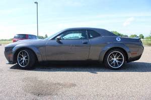 lot 1 image: 2021 Dodge Challenger RT - 14,025 - 1 OWNER