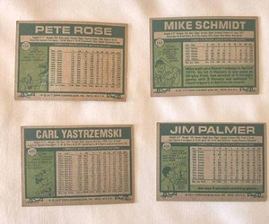 lot 1 image: 1977 Topps Baseball Cards (Rose, Schmidt, Yaz, and Palmer)