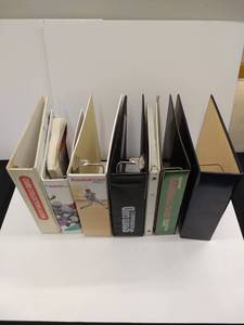 lot 11 image: Binders and Sports Heroes, Feats, and Facts