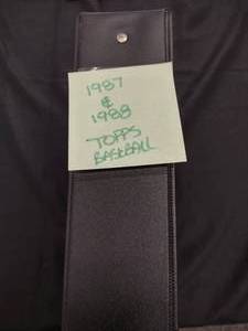 lot 23 image: Huge Assortment of 1986-1989 Topps Baseball Team Sets in 3 Binders