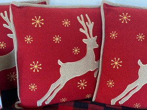 Charming Holiday Home Decor Items