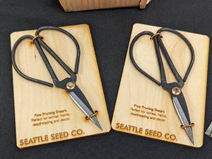 Seattle Seed Pruning Shears and Seed Packs