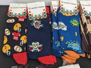 Large Assortment of Mens Socks