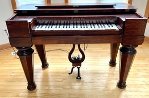 lot 49 image: Vintage Electric Square Piano or Melodeon by Tobin