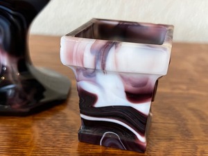 lot 64 image: Three Pieces of Vintage Slag Glass