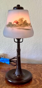 lot 73 image: Reverse Painted Boudoir Lamp