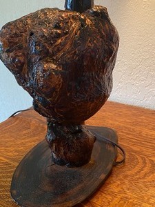 lot 92 image: Unique Burled Wood Table Lamp