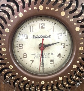 lot 110 image: Vintage James Remind-O-Timer