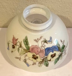 lot 146 image: Vintage Hand Painted Lamp Shade