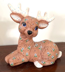 lot 183 image: Vintage Ceramic Darlings
