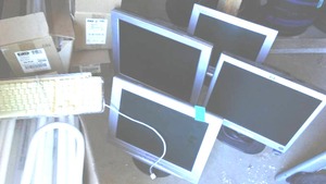 (4) Flatscreen Monitors, Keyboard