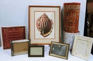 Marbled Trashcan, 2 Orange Rugs, Frames and Wall Decor