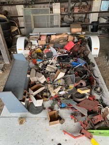 lot 492 image: Bulk Parts Inventory