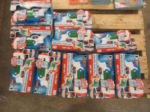 lot 729 image: LOT OF 30 ZURU MICRO FAST FILL X SHOT WATER GUNS - SHOOTS WATER UP TO 26 FEET (BRAND NEW)