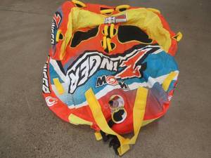lot 730 image: WORLD OF WATERSPORTS ZINGER 2 PERSON WATER TUBE TOWABLE WITH DECK SEATING (USED)