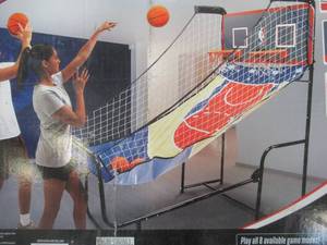 lot 731 image: NBA INDOOR ARCADE BASKETBALL GAME WITH ELECTRONIC SCOREBOARD (CUSTOMER RETURN)