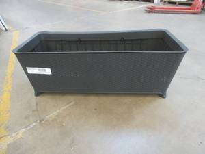 lot 741 image: APPROXIMATELY 45IN X 19.5IN X 30IN KETER FULL BLOOM GARDEN BED (LIKE NEW CONDITION, SEE PHOTOS)