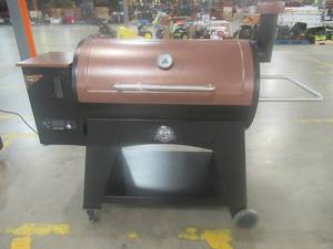 lot 785 image: Pit Boss Austin XL 1000 Sq. In. Pellet Grill with Flame Broiler and Cooking Probe, PB1000XLW1. - UPDATE Slightly Used (UPON FURTHER INSPECTION DURING THE WEEK). - Slight Scratch and Dent (See Photos).