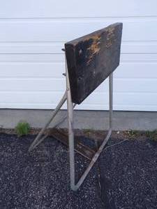 lot 3 image: Boat Motor Stand
