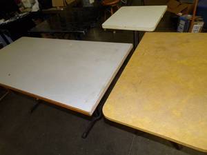 lot 46 image: 4 Tables