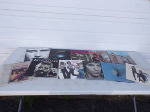 lot 37 image: 11 Vintage Records