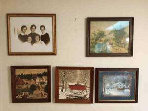 lot 260 image: Vintage Pictures