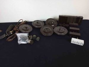 lot 274 image: Vintage Electrical Switches