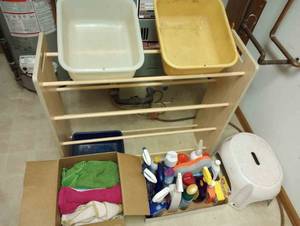 lot 364 image: Boot Rack and Assorted Household Cleaners
