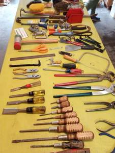 lot 416 image: Large Assortment of Tools