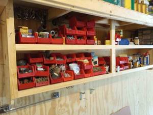 lot 417 image: Assorted Hardware & WD40