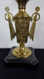 lot 154 image: Antique Kerosene Composite Lamp