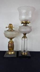 lot 164 image: Antique Kerosene Figural Composite Lamp
