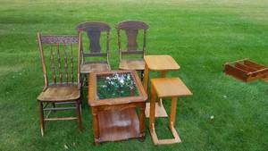 lot 112 image: Vintage Chairs and End Tables