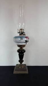 lot 58 image: Antique Kerosene Glass Composite Lamp