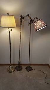 lot 241 image: Vintage Bridge Lamps and Swing Lamps
