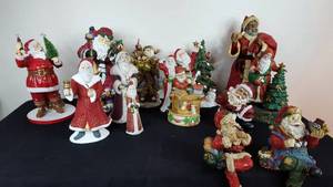 lot 248 image: Variety of Porcelain and Resin Santa Figurines