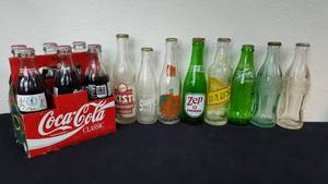 lot 194 image: Vintage Pop Bottles
