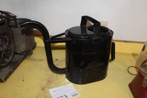 lot 373 image: Plastic Watering Spout Pot