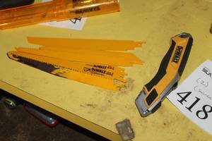 lot 418 image: Lot of (6) DeWalt MetalWood Saw Blades w Utility Knife