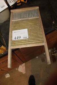 lot 449 image: Vintage Wooden Washboard