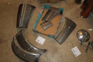 lot 526 image: Lot of  Vintage Car Grill Parts