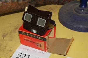 lot 521 image: Vintage View-Master 3-Dimension Viewer