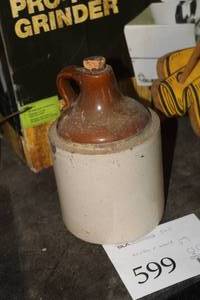 lot 599 image: Earthnware Jug