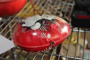 lot 591 image: Easter Egg Music Box