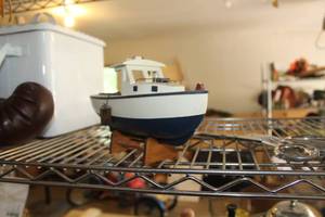 lot 681 image: Tug Boat Wooden Table Dcor