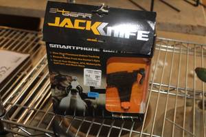 lot 692 image: ST Gear Jack Knife Smartphone Gun Mount (in original packaging)