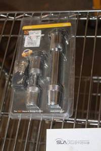 lot 762 image: Curt Keyed Towing Lock Set (in original packaging)