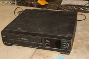 lot 741 image: Emerson CVCR765N Video Cassette Recorder